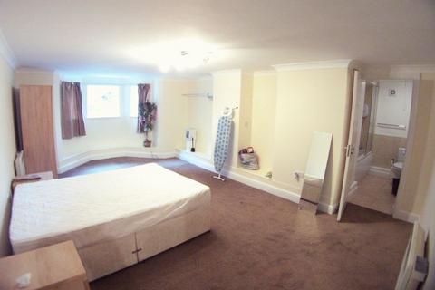 1 bedroom flat to rent, Chapel Lane, Leeds