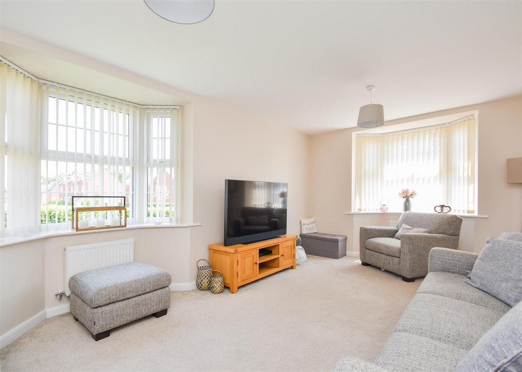 2 Hughes Road, Baggeridge Village 4 bed semidetached house for sale