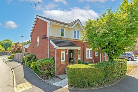 3 bedroom semi-detached house for sale, Bell View, St. Albans