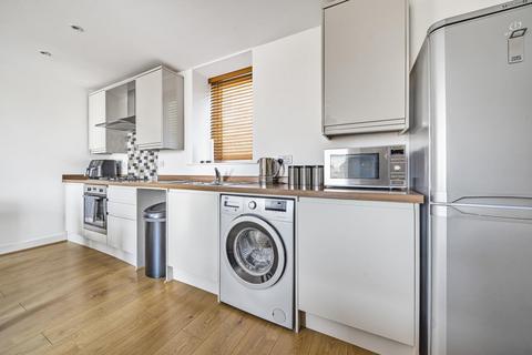 354 Broadway, Horsforth, Leeds, LS18 4RE
