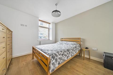 354 Broadway, Horsforth, Leeds, LS18 4RE