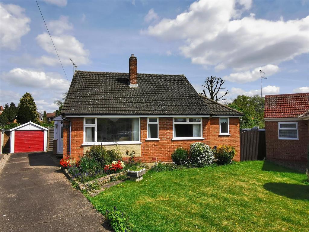 Hope Avenue, Mickleover, Derby 2 bed detached bungalow for sale £290,000