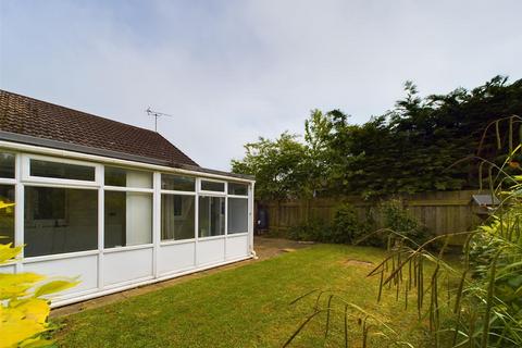 2 bedroom semi-detached bungalow for sale, Wharfedale Drive, Bridlington