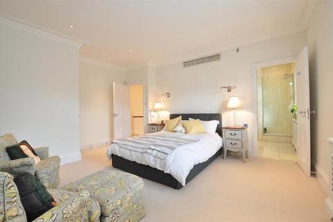 3 bedroom house for sale, Clifton Hill, St John's Wood NW8