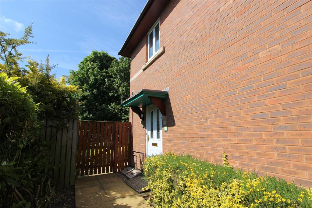 Bourne Court, Darlington 1 bed apartment £550 pcm (£127 pw)