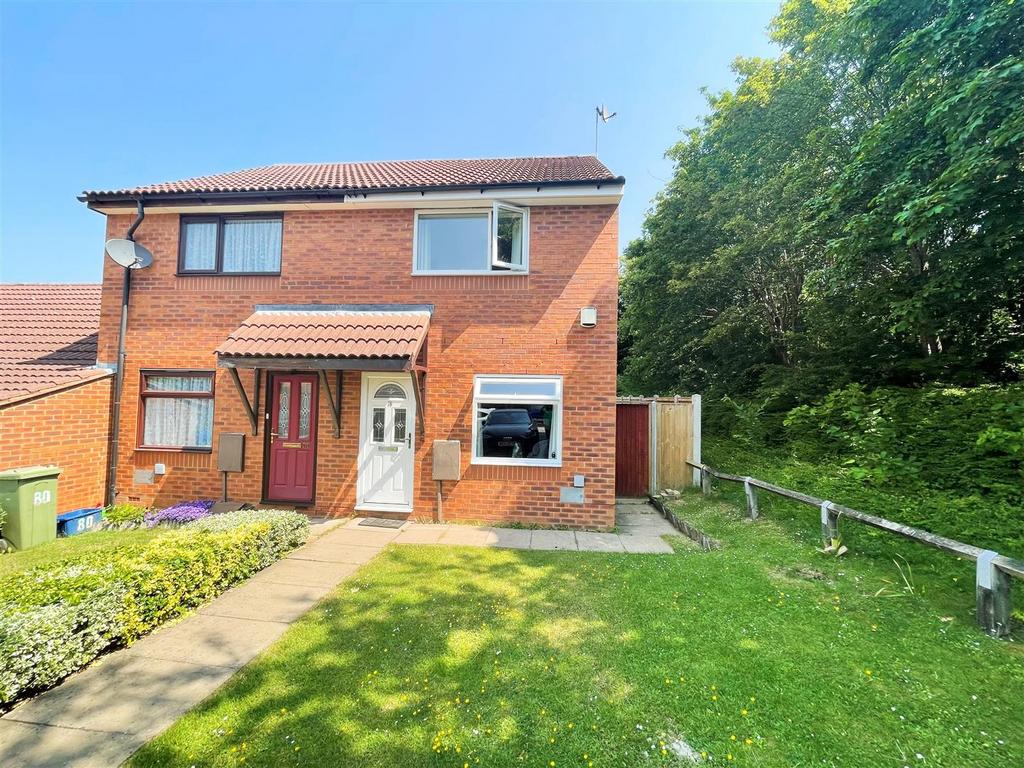 Porthcawl Green, Tattenhoe, Milton Keynes 2 bed end of terrace house