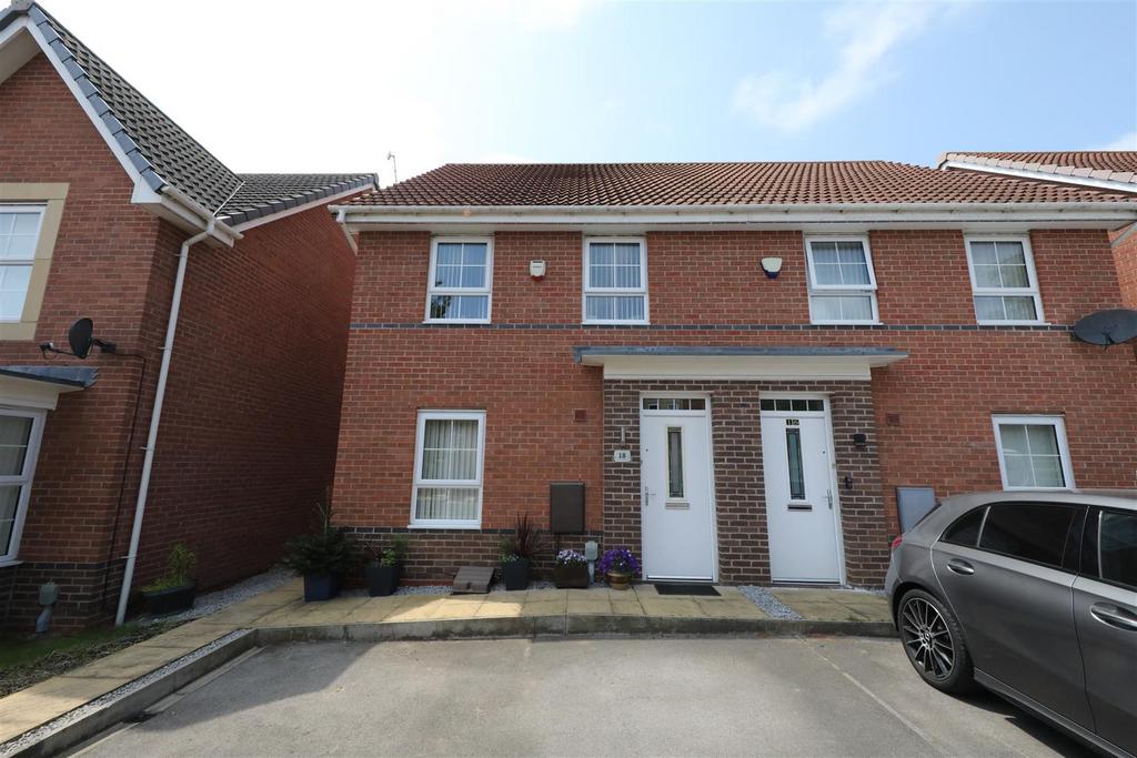 Providence Crescent, Hull 3 bed semidetached house for sale £175,000