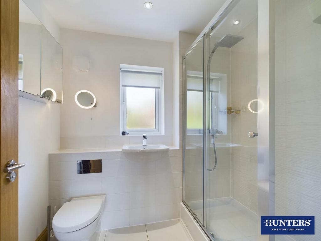 Master En-Suite
