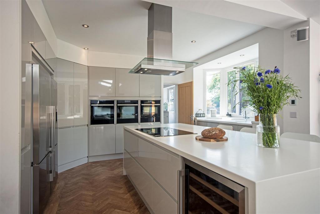 Greenhill Road, Sutton Coldfield 5 bed detached house for sale £850,000