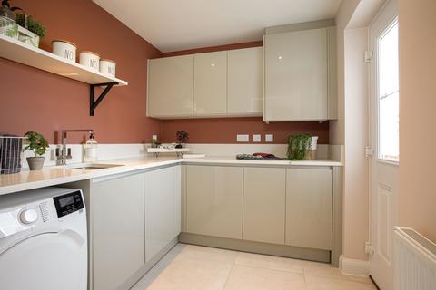 5 bedroom detached house for sale, Henley at Donnington Heights, RG14 Bastion Street, Newbury RG14