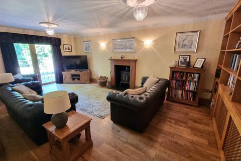 3 Llys Y Nant, Glais, Swansea, SA7 9JB