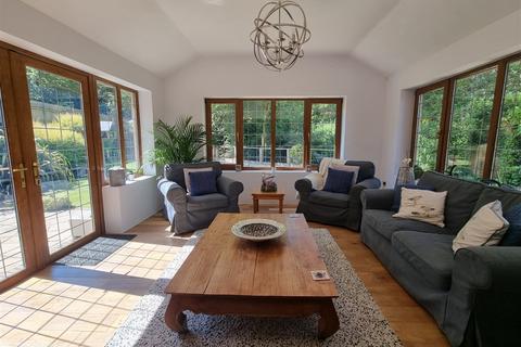 3 Llys Y Nant, Glais, Swansea, SA7 9JB