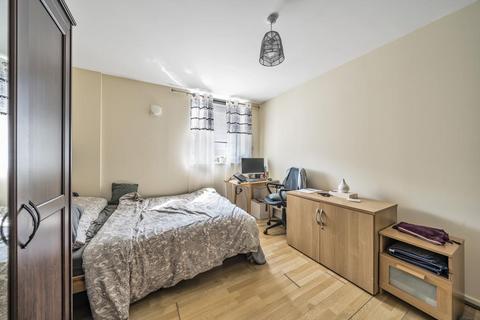 1 bedroom flat for sale, Slough,  Berkshire,  SL1