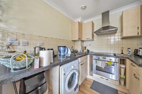 1 bedroom flat for sale, Slough,  Berkshire,  SL1