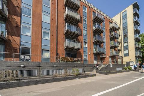 1 bedroom flat for sale, Slough,  Berkshire,  SL1
