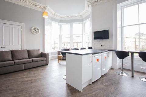 undefined, 0675L West Preston Street, Edinburgh, EH8 9PZ