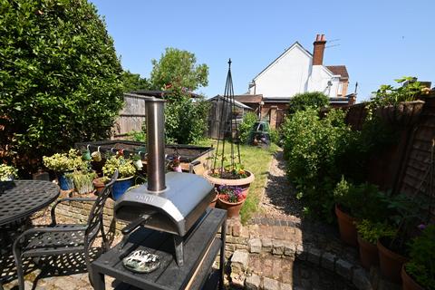 99 Langley Road, Slough, SL3 7DX