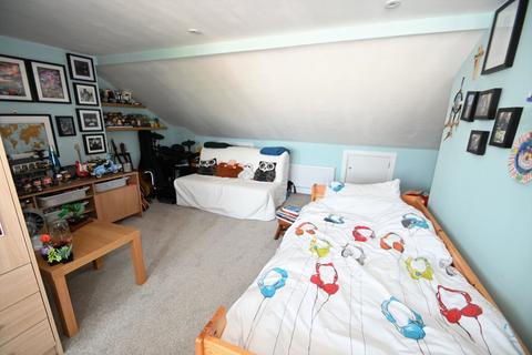 99 Langley Road, Slough, SL3 7DX