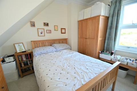 99 Langley Road, Slough, SL3 7DX