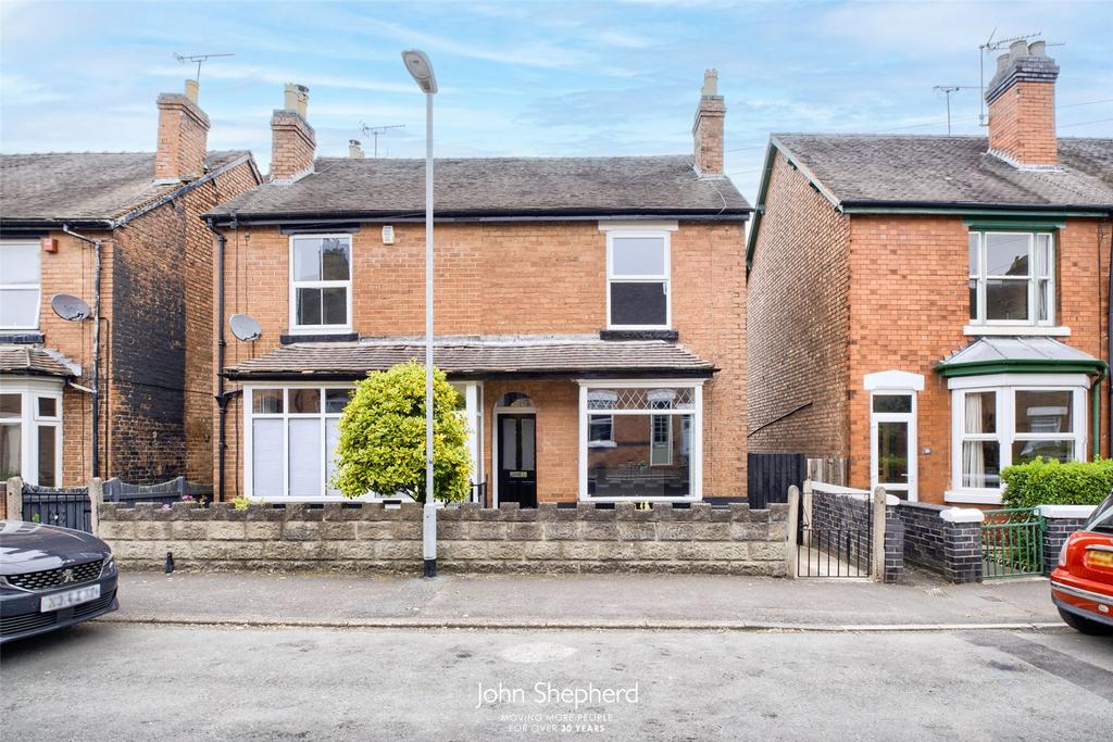 Rowley Grove, Stafford, Staffordshire, ST17 3 bed semidetached house