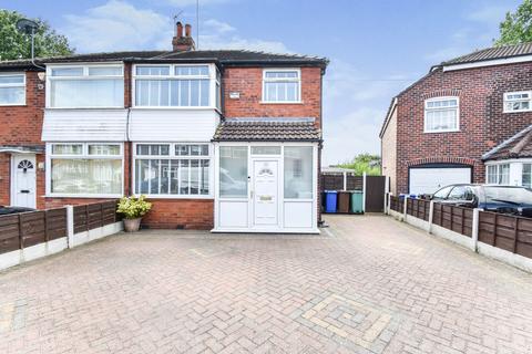 3 bedroom semi-detached house for sale, Edgeware Avenue, Prestwich, M25