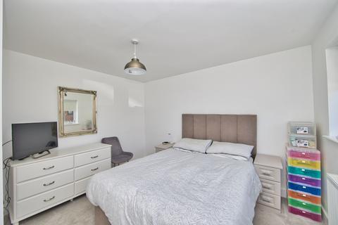 4 Mayers Road, Walmer, Deal, CT14 7RJ