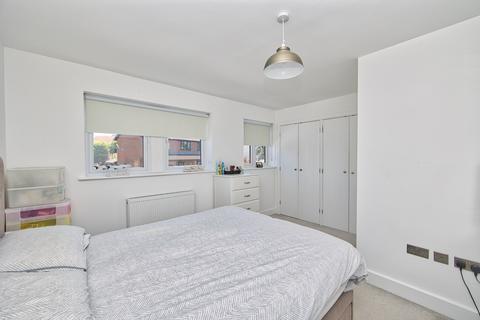4 Mayers Road, Walmer, Deal, CT14 7RJ
