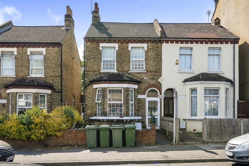 Maple Road, Penge 4 bed semidetached house £500,000