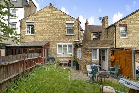 34 Maple Road, London, SE20 8HE