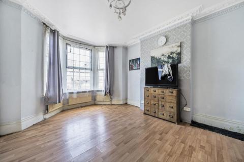 34 Maple Road, London, SE20 8HE