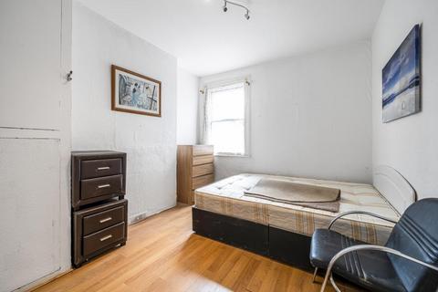 34 Maple Road, London, SE20 8HE