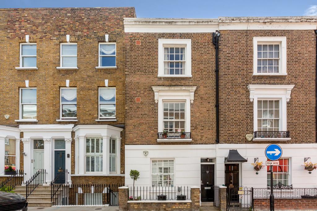 Radnor Walk, Chelsea, SW3 2 bed maisonette - £4,500 pcm (£1,038 pw)