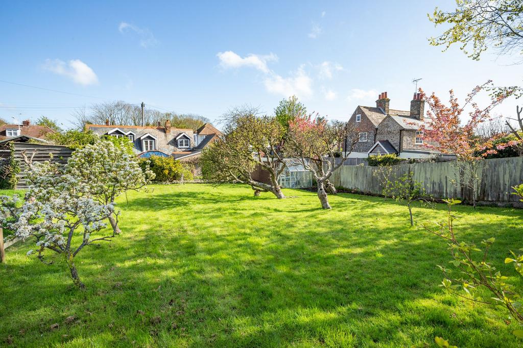 Vale Road, Broadstairs, CT10 4 bed cottage for sale £599,995