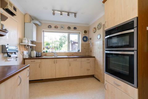 31 Ellingham Road, Hemel Hempstead, HP2 5LE