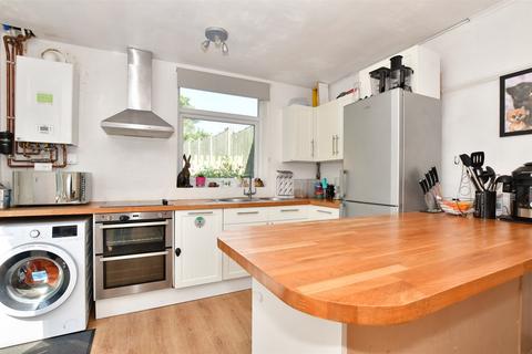 44 Cromwell Road, Caterham, CR3 5JA