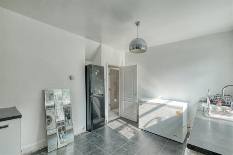 12 Ferndale Road, Birmingham, B28 9AX