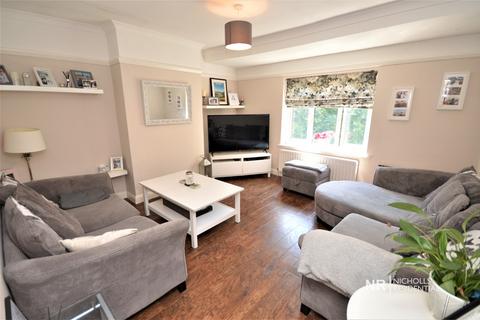 148 Ewell By Pass, Epsom, KT17 2PP
