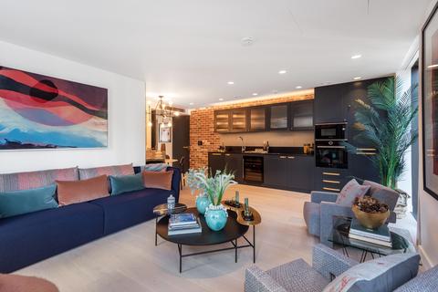 Flat 8, 106 Berwick Street, London, W1F 0DX