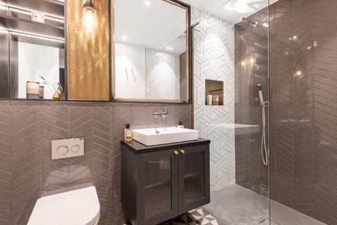 Flat 8, 106 Berwick Street, London, W1F 0DX