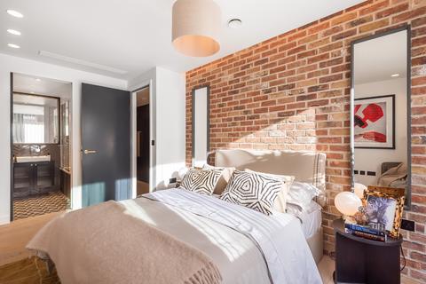 Flat 8, 106 Berwick Street, London, W1F 0DX