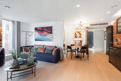 Flat 8, 106 Berwick Street, London, W1F 0DX