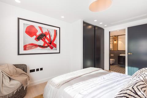 Flat 8, 106 Berwick Street, London, W1F 0DX