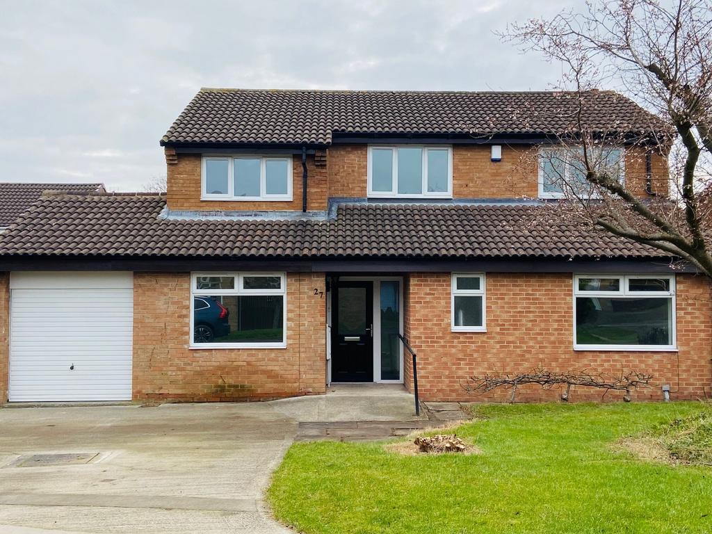 Wroxton, Washington, Tyne And Wear, NE38 4 bed detached house £895