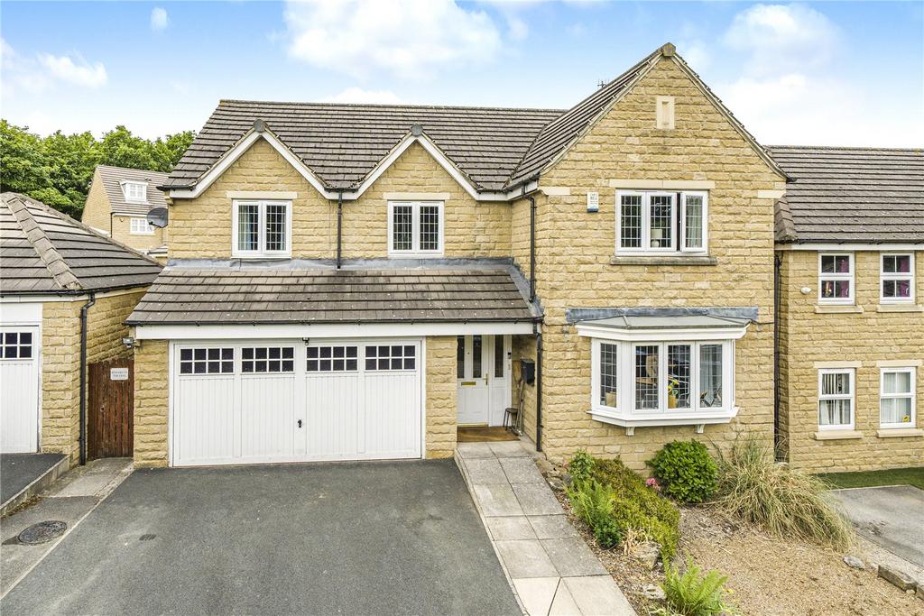 Titania Close, Cottingley, Bingley, West Yorkshire, BD16 5 bed detached
