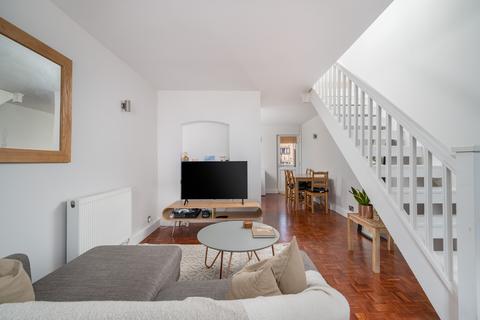 6 Veronica Gardens, London, SW16 5JS