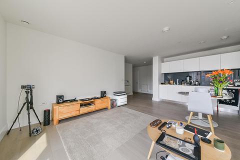 2 bedroom apartment for sale, Hopgood Tower, Kidbrooke Village, SE3