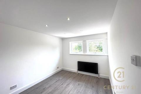 3 bedroom end of terrace house to rent, Allerton Road, BOREHAMWOOD WD6