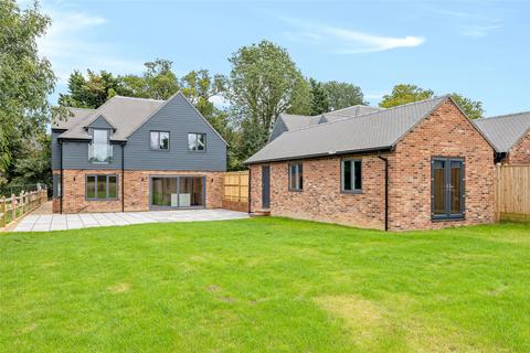 5 bedroom detached house for sale, Woodmansterne Lane, Banstead, Surrey, SM7