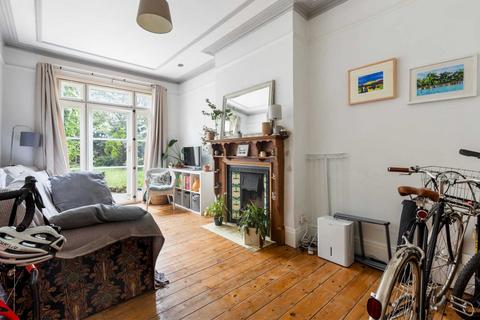 57 Ruskin Walk, London, SE24 9NA