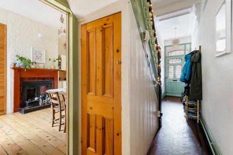 57 Ruskin Walk, London, SE24 9NA
